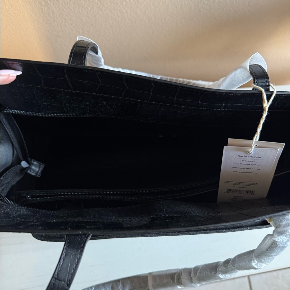 Beis Large Work Tote in Black - Picture 4 of 4
